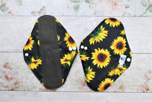 Load image into Gallery viewer, 7 pcs Set - Sunflower Reusable Cloth Menstrual Sanitary Towels Pads eco zero waste| gift for her ( for moderate and heavy flow)
